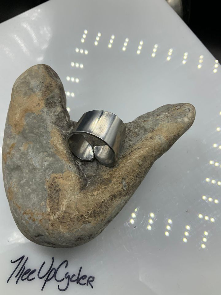 Ring 168 – Vintage Knife Blade Ring Size 11
