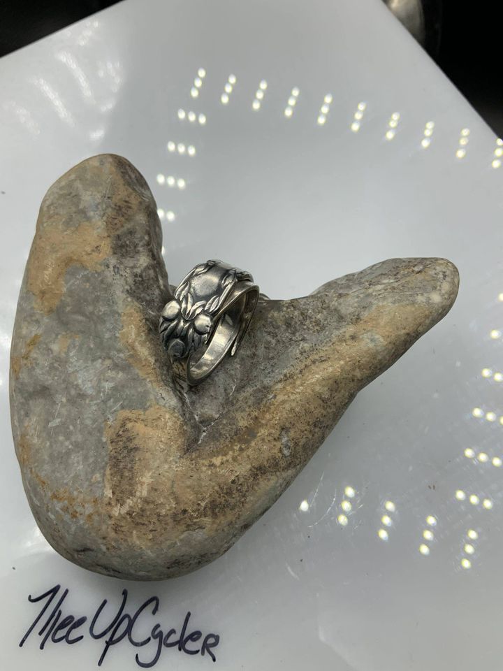 Ring 175 – Gero Fork Ring Size 11