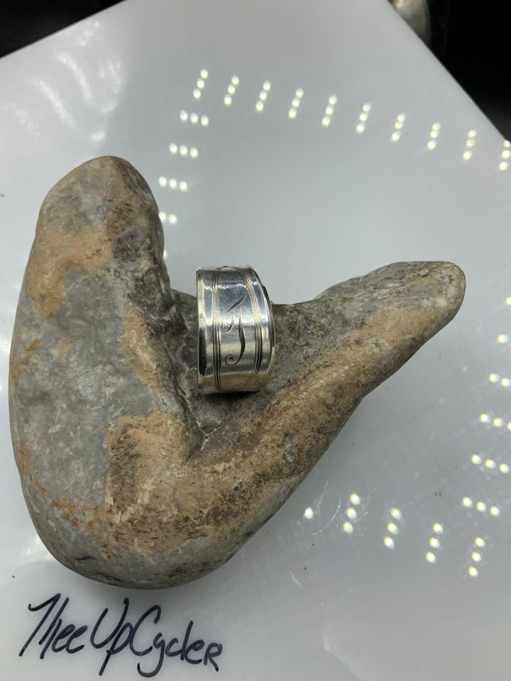 Ring 176 – Oval T Ring Size 11