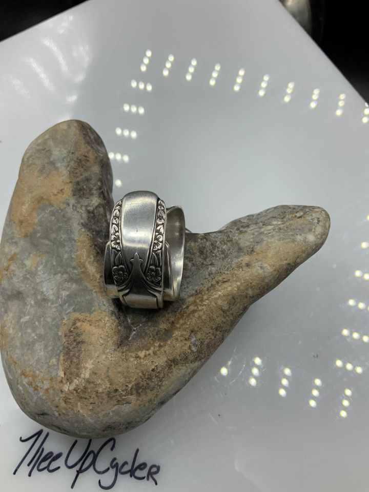 Ring 180 – 1847 Rogers Bros Cheese Knife Ring Size 12