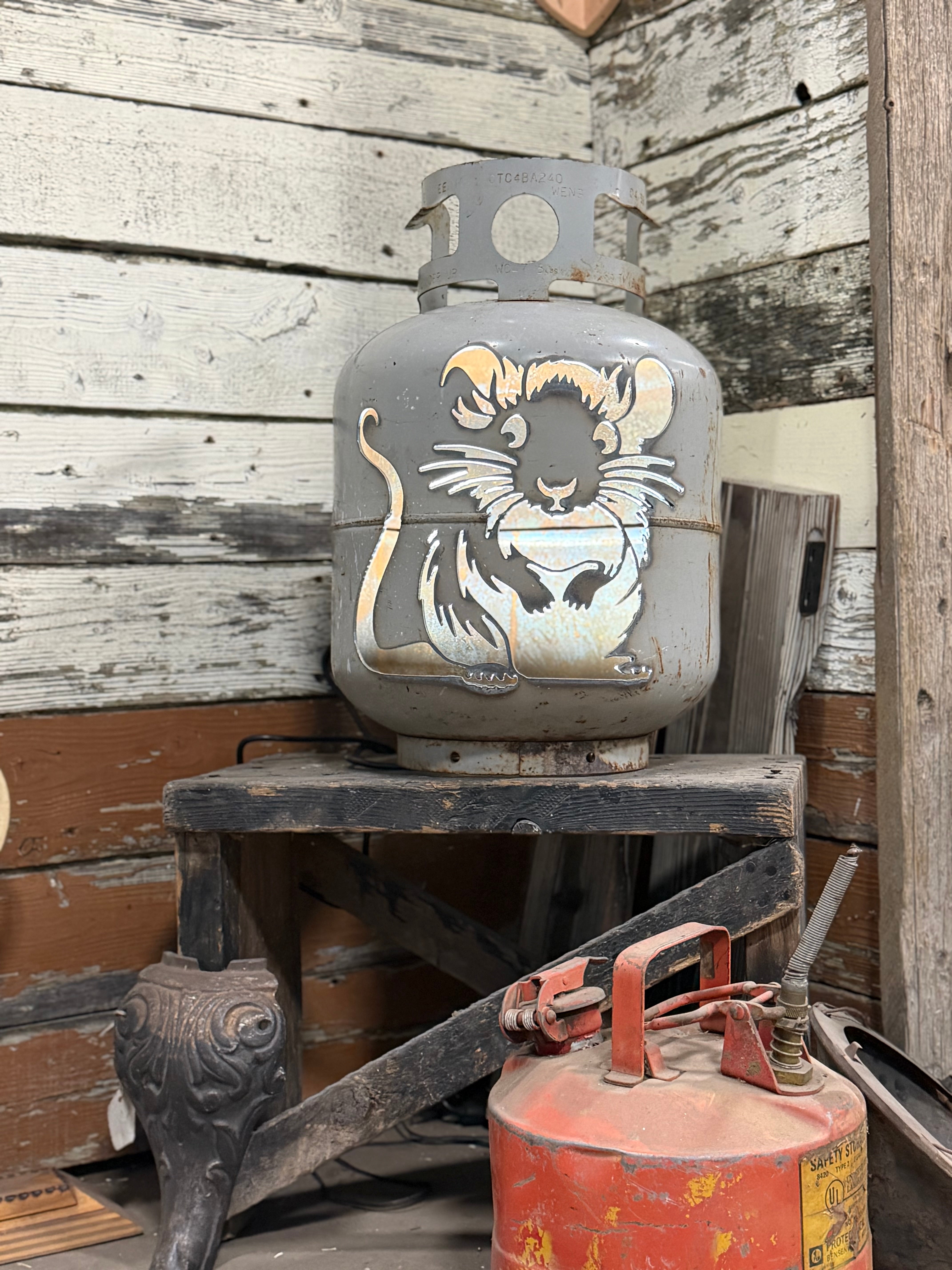 20lb UpCycled Patio Lantern, Rustic Mouse