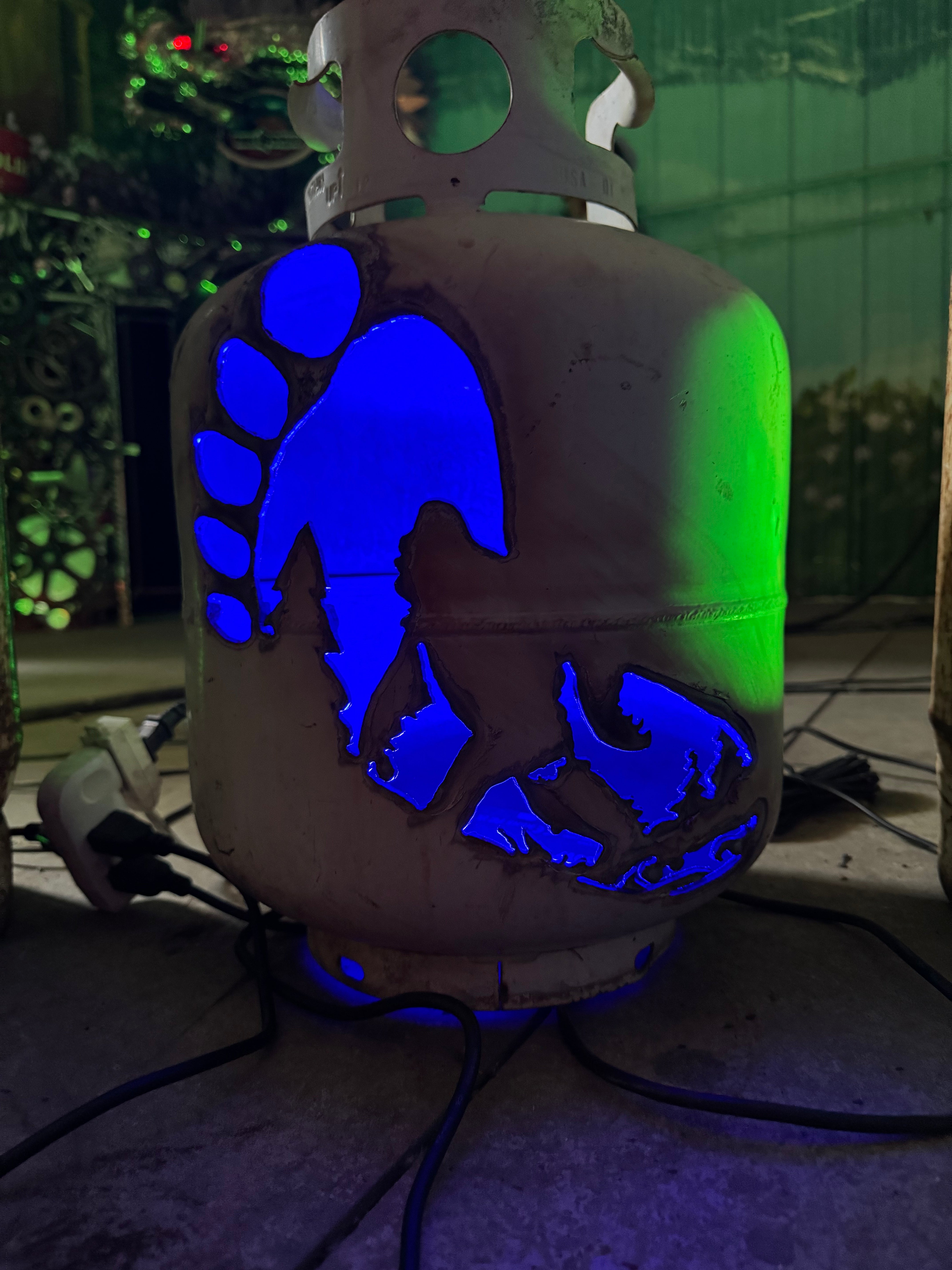 20lb Upcycled Patio Lantern, BigFoot Foot