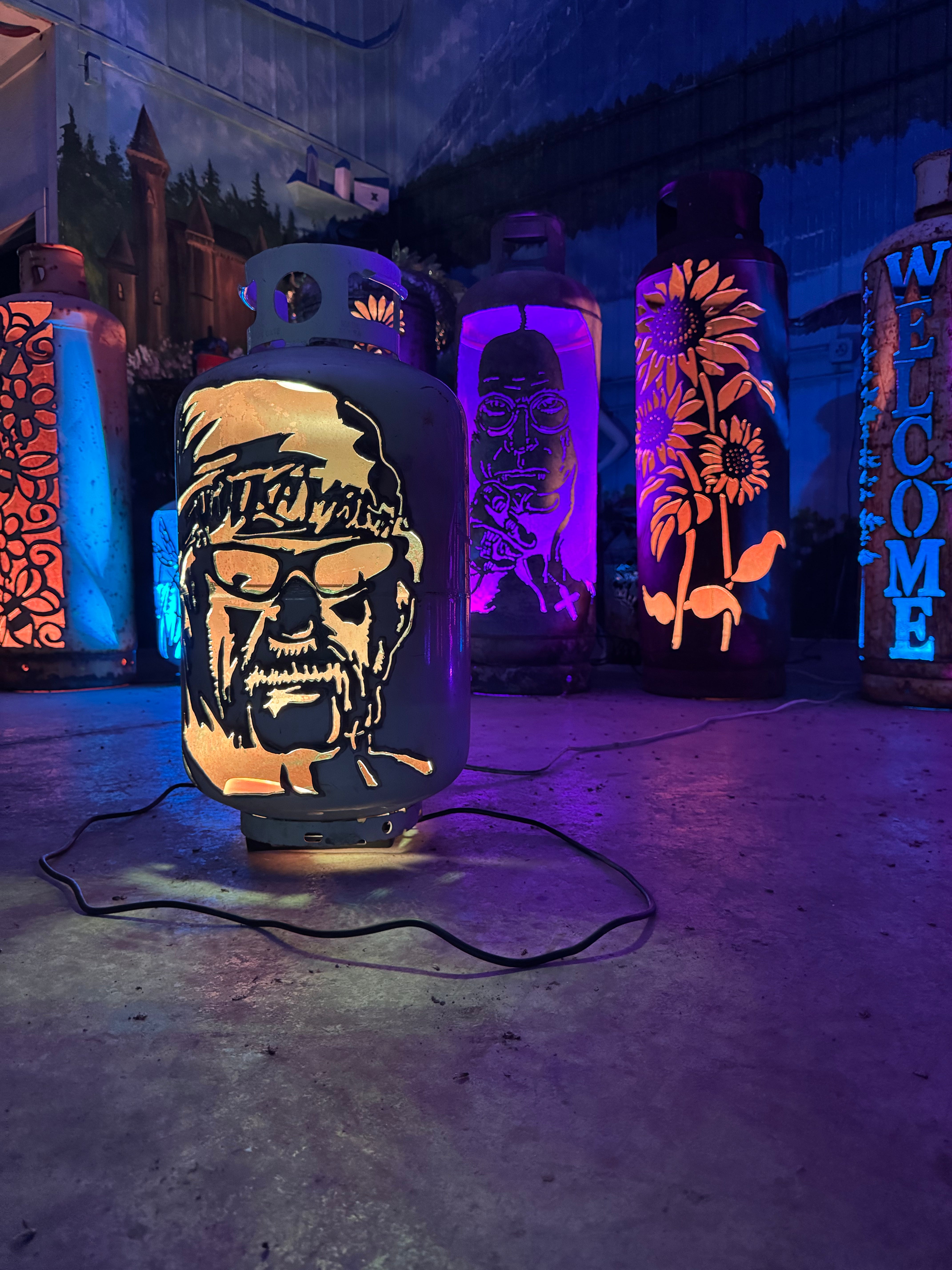 30lb Upcycled Patio Lantern, Hulk Hogan Hulkimania
