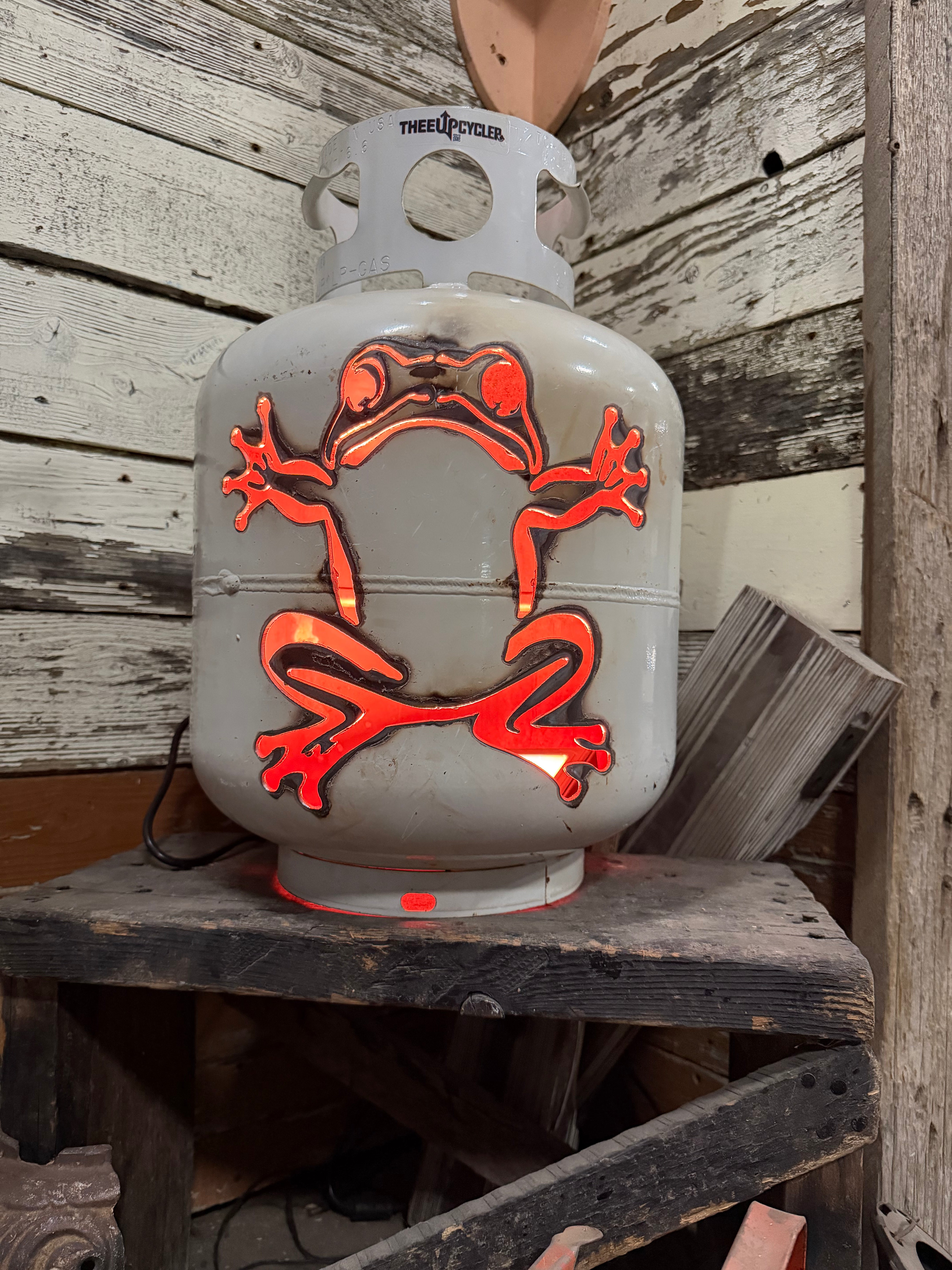 20lb Upcycled Patio Lantern, Frog Leap Natural Finish