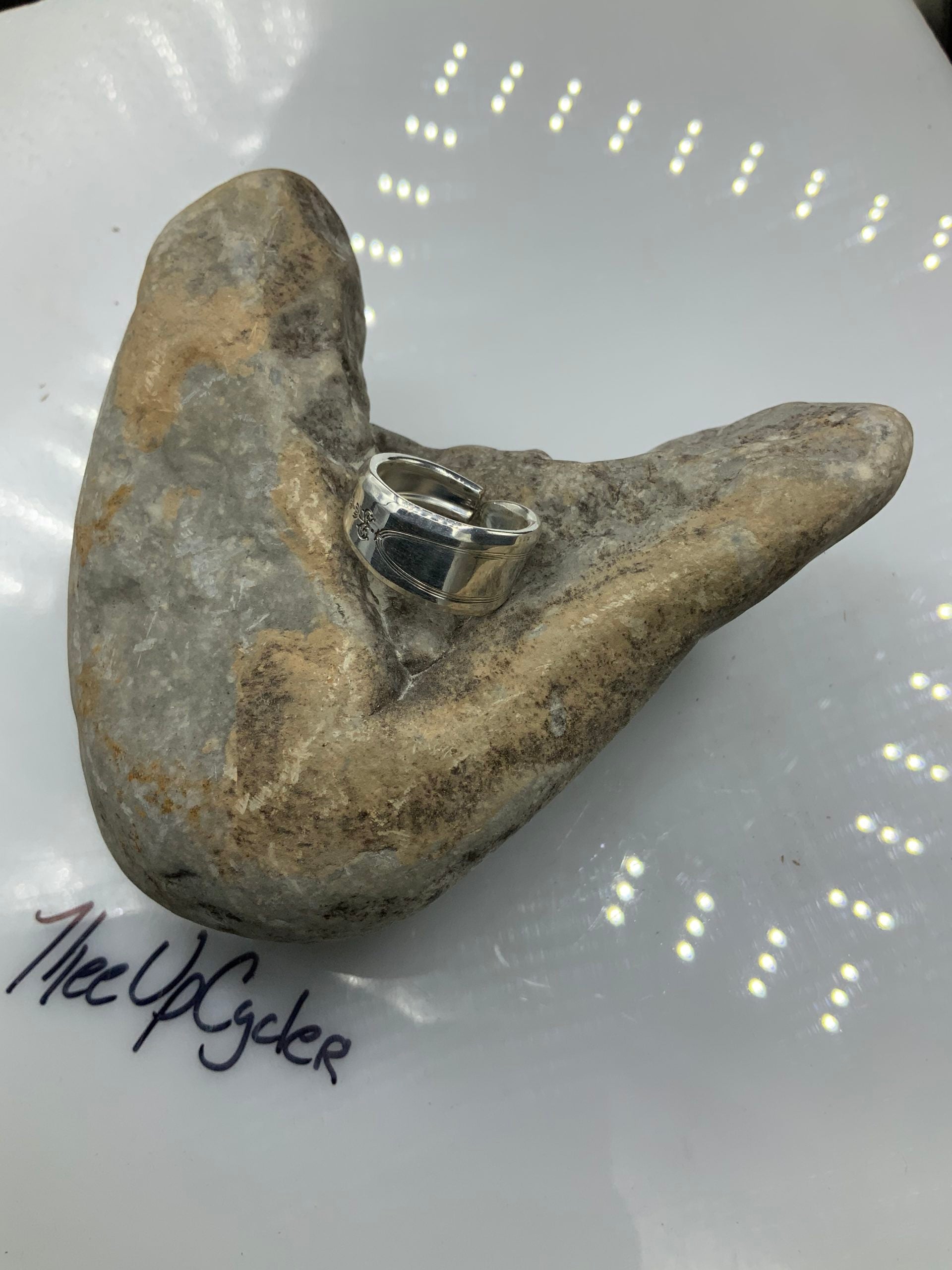 Ring 46 - Oval Ring - Size 7