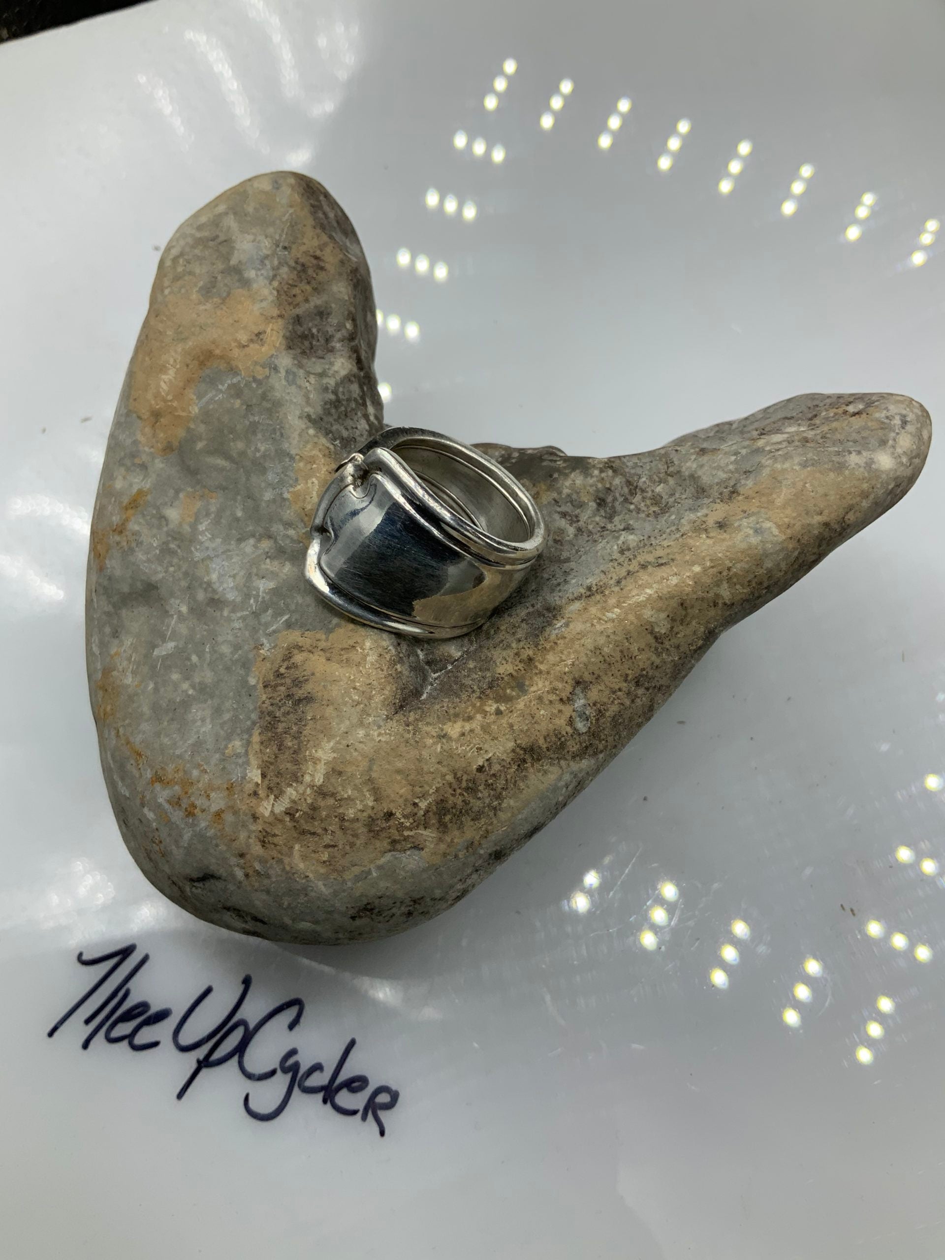 Ring 120 - The Nose Ring - Size 9
