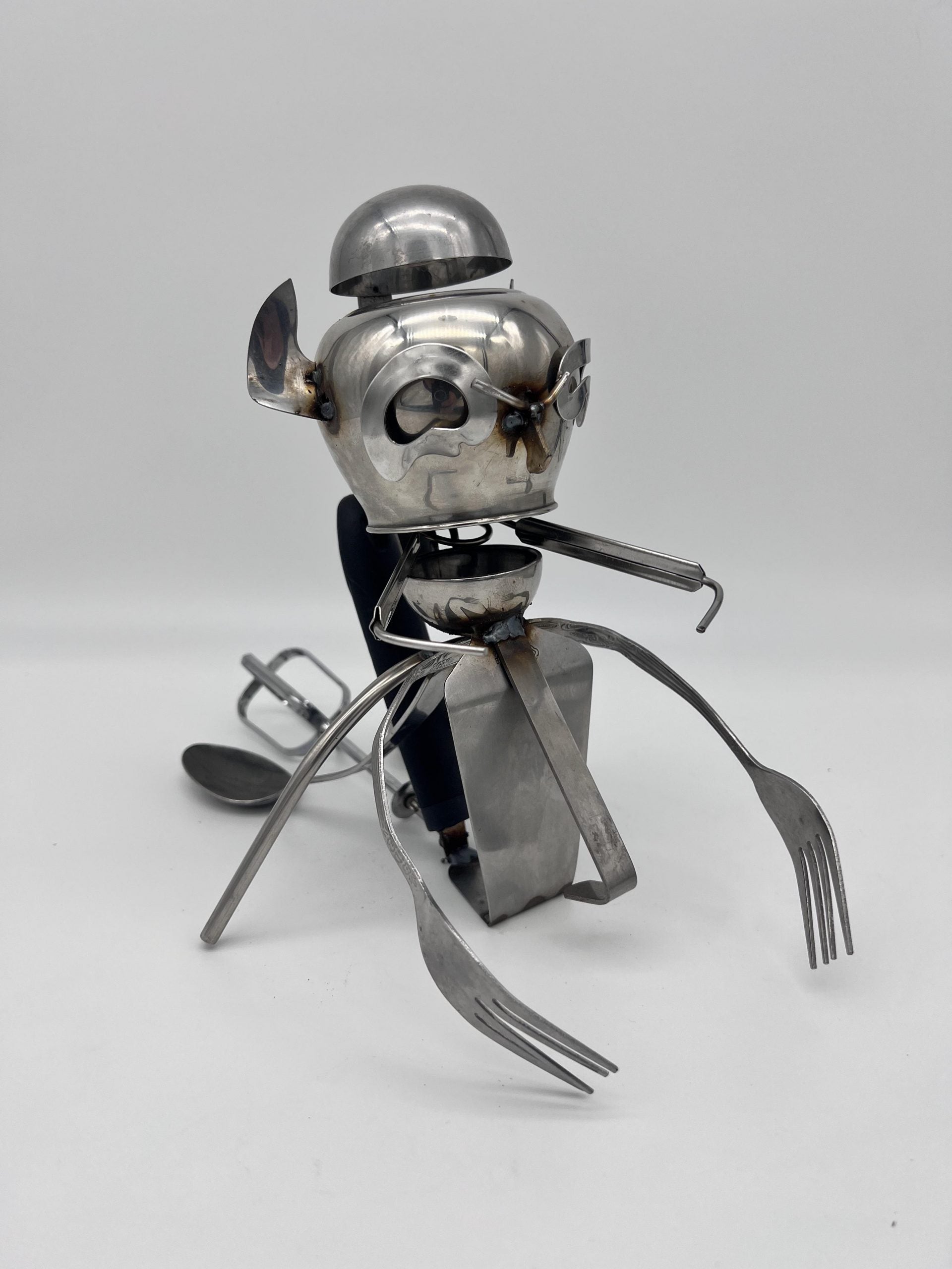 TheeUpCycled Art, Spyder