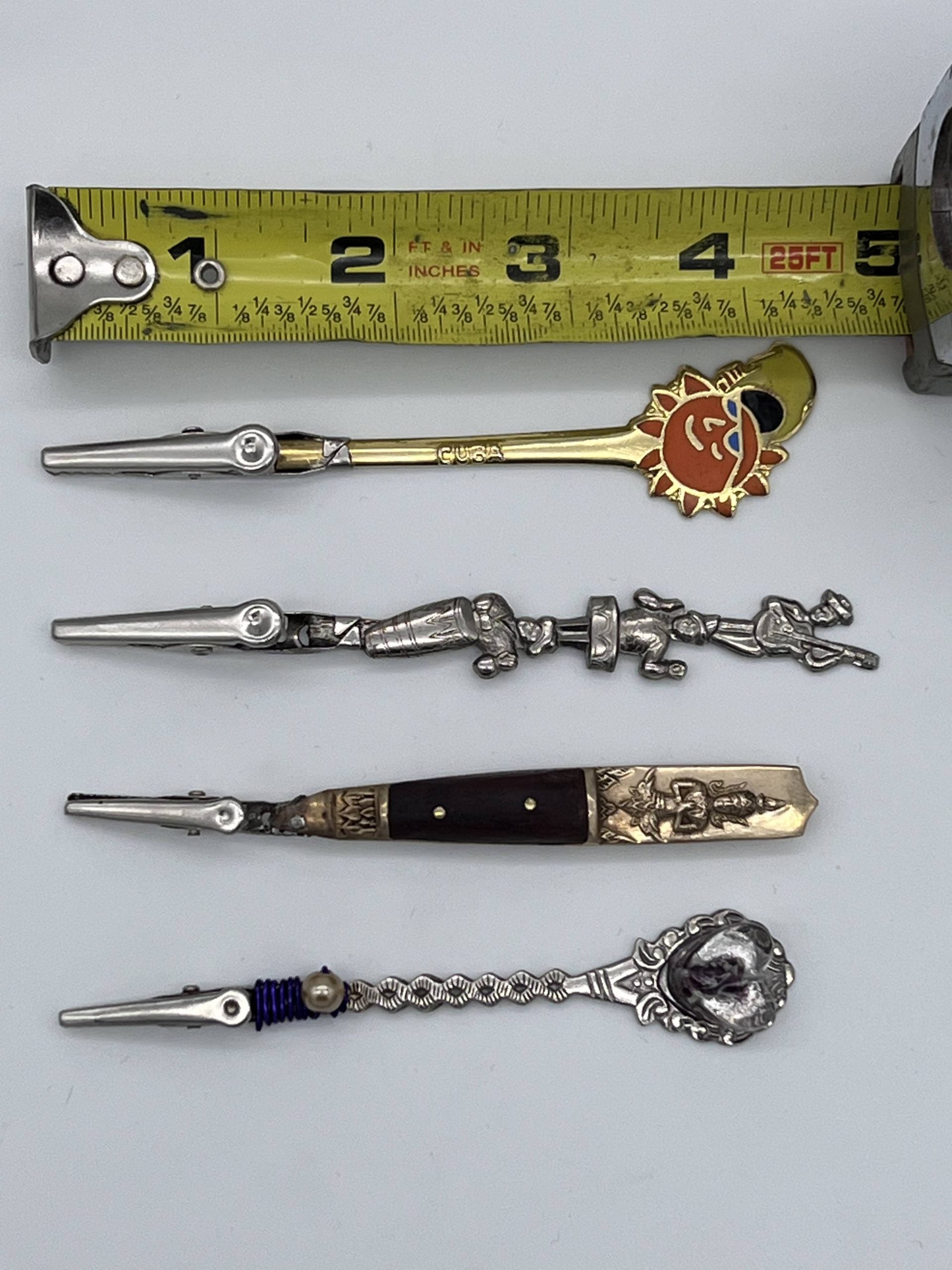Quick Grab, Mystery Clips