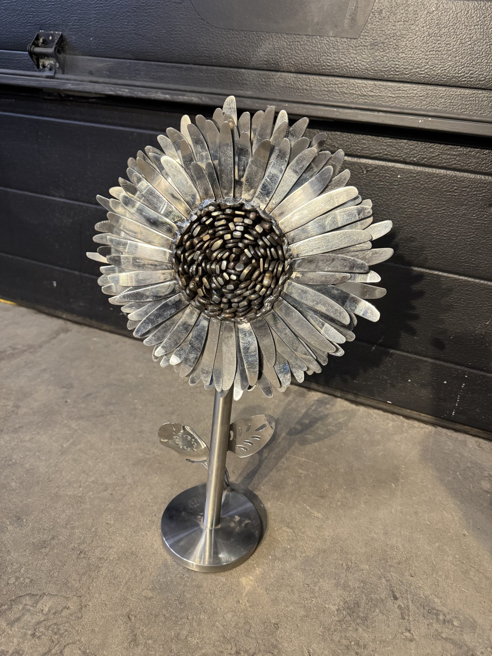 TheeUpCycled Art, Sunflower of Knives