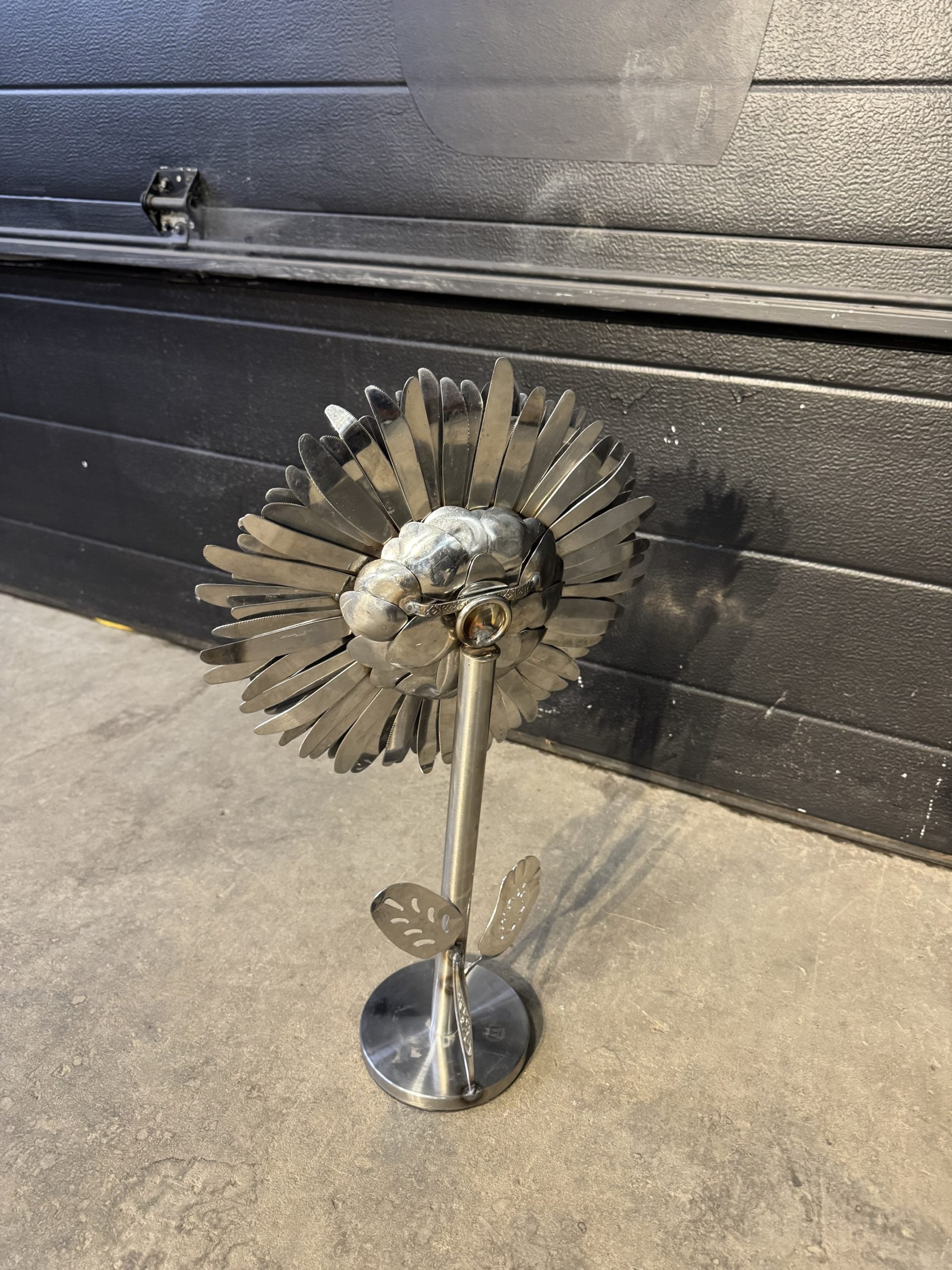 TheeUpCycled Art, Sunflower of Knives