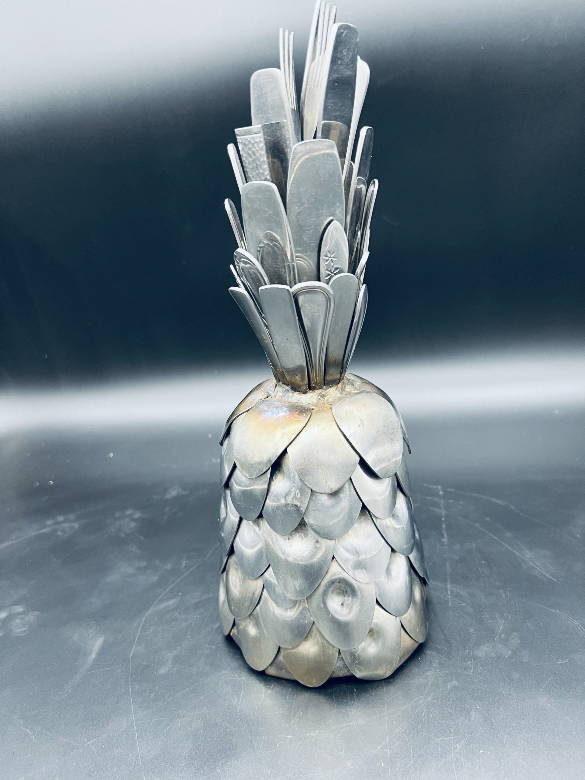 TheeUpCycled Art, Pineapple