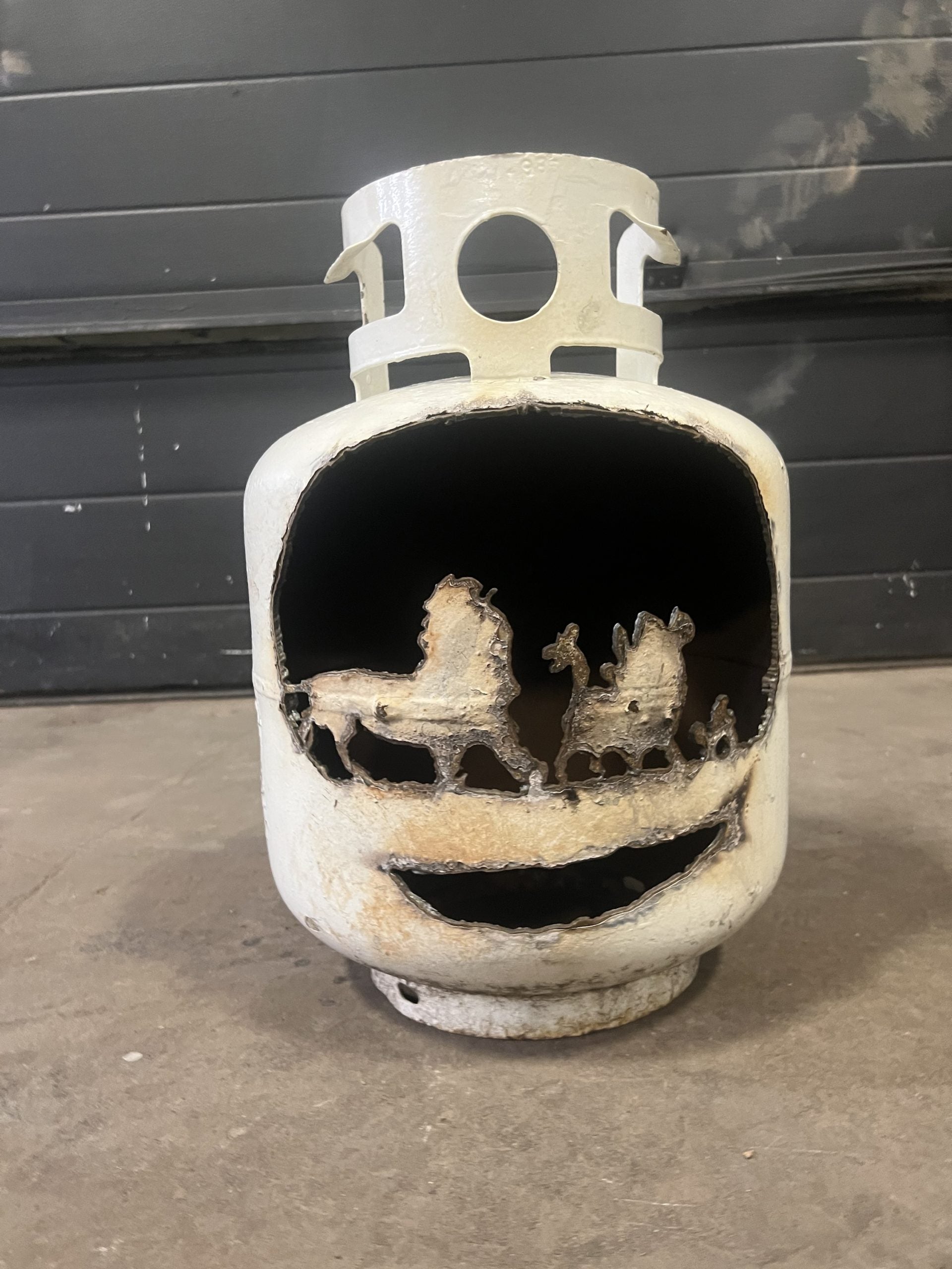 20lb Upcycled Patio Lantern, Thee Lion King